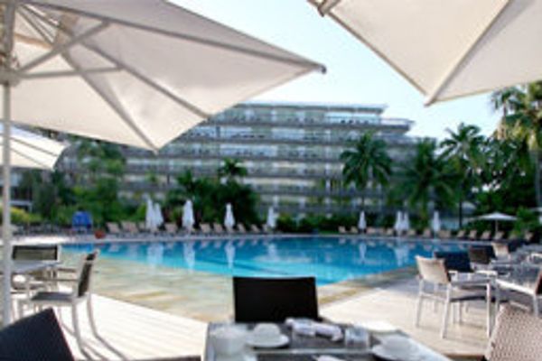 Sofitel Tahiti Maeva Beach Resort (Outu Maoro)